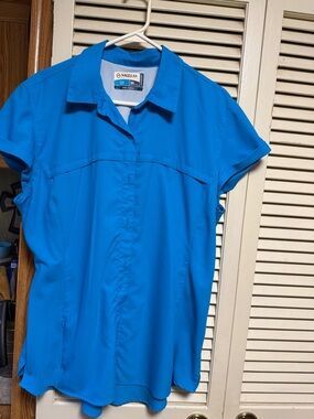 Magellan Outdoors Bright Blue Short Sleeve Button Front Blouse